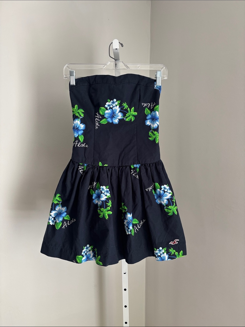 Hollister Aloha Dress Black Strapless Mini with Blue & Green Tropical Print Sz M